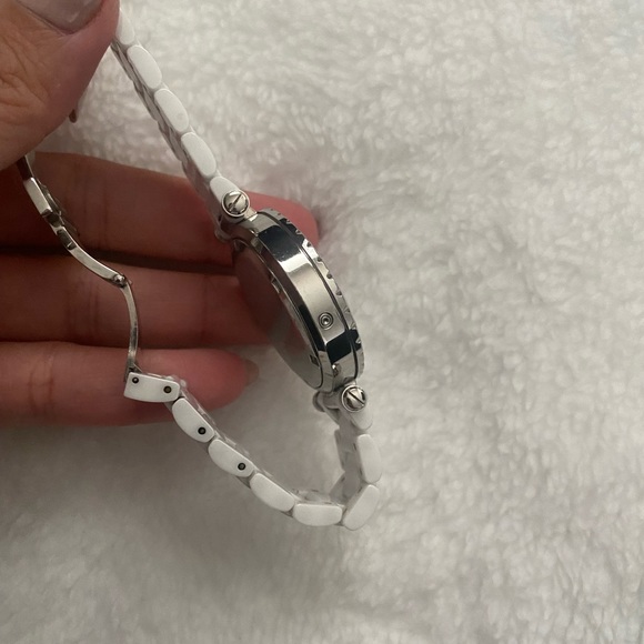 ‼️SOLD‼️ Gc “guess collection” Smart luxury watch - Picture 6 of 6